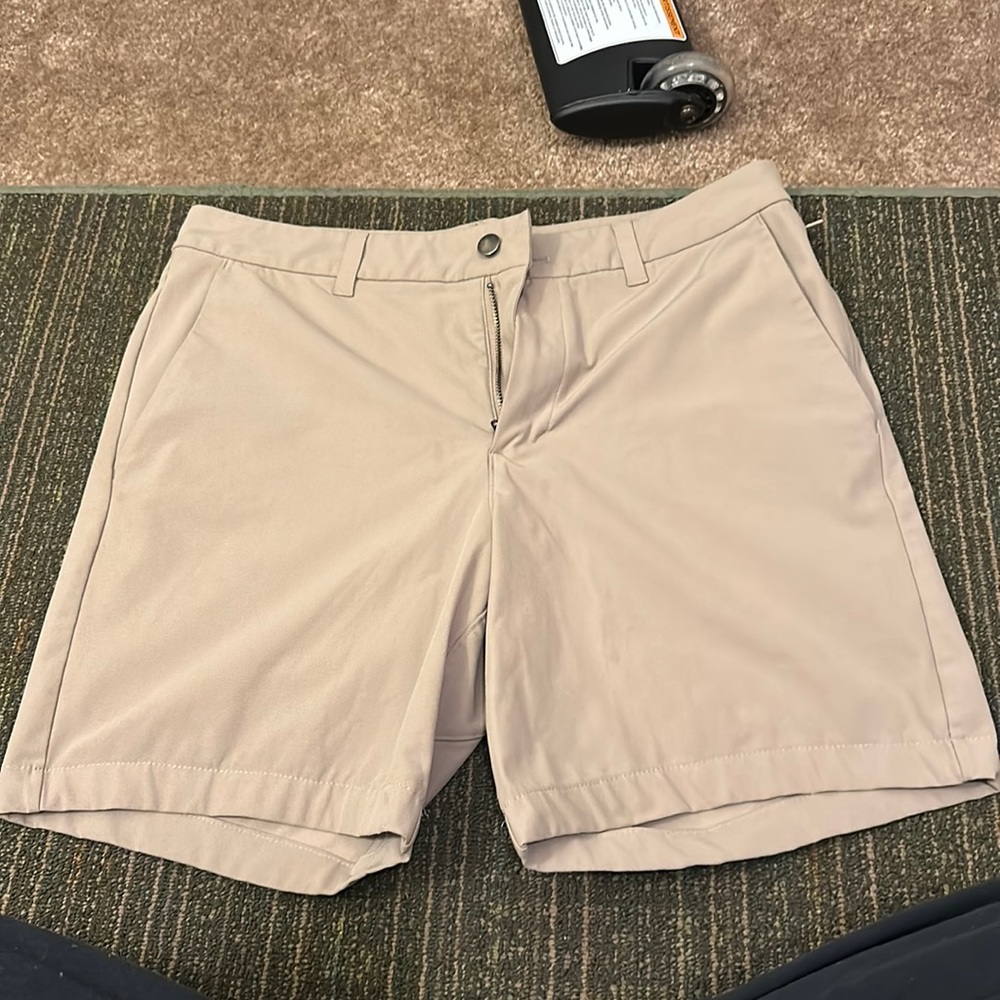 Men’s Lululemon ABC Classic Fit Short 7”